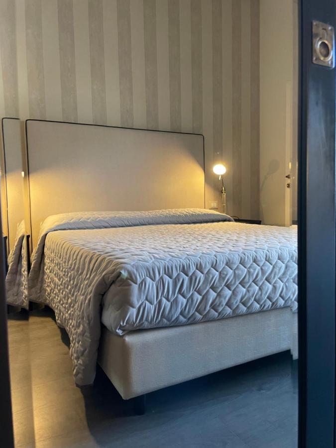 Hotel Vera Чезенатіко Екстер'єр фото